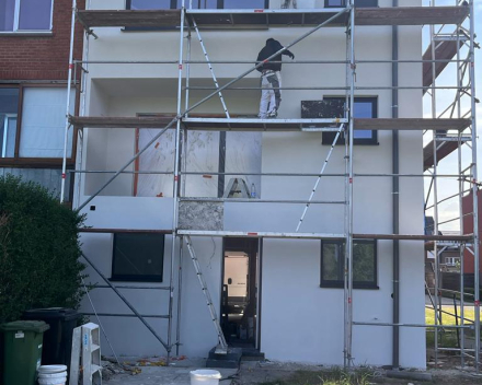 Gevel afwerking met crepi