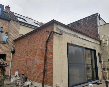 achterbouw renovatie dakranden plaatsen